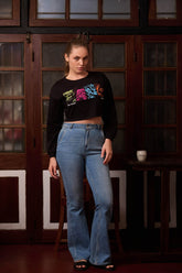 "Graphic grooves crop top "