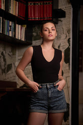 Chic Contour V-Bodysuit