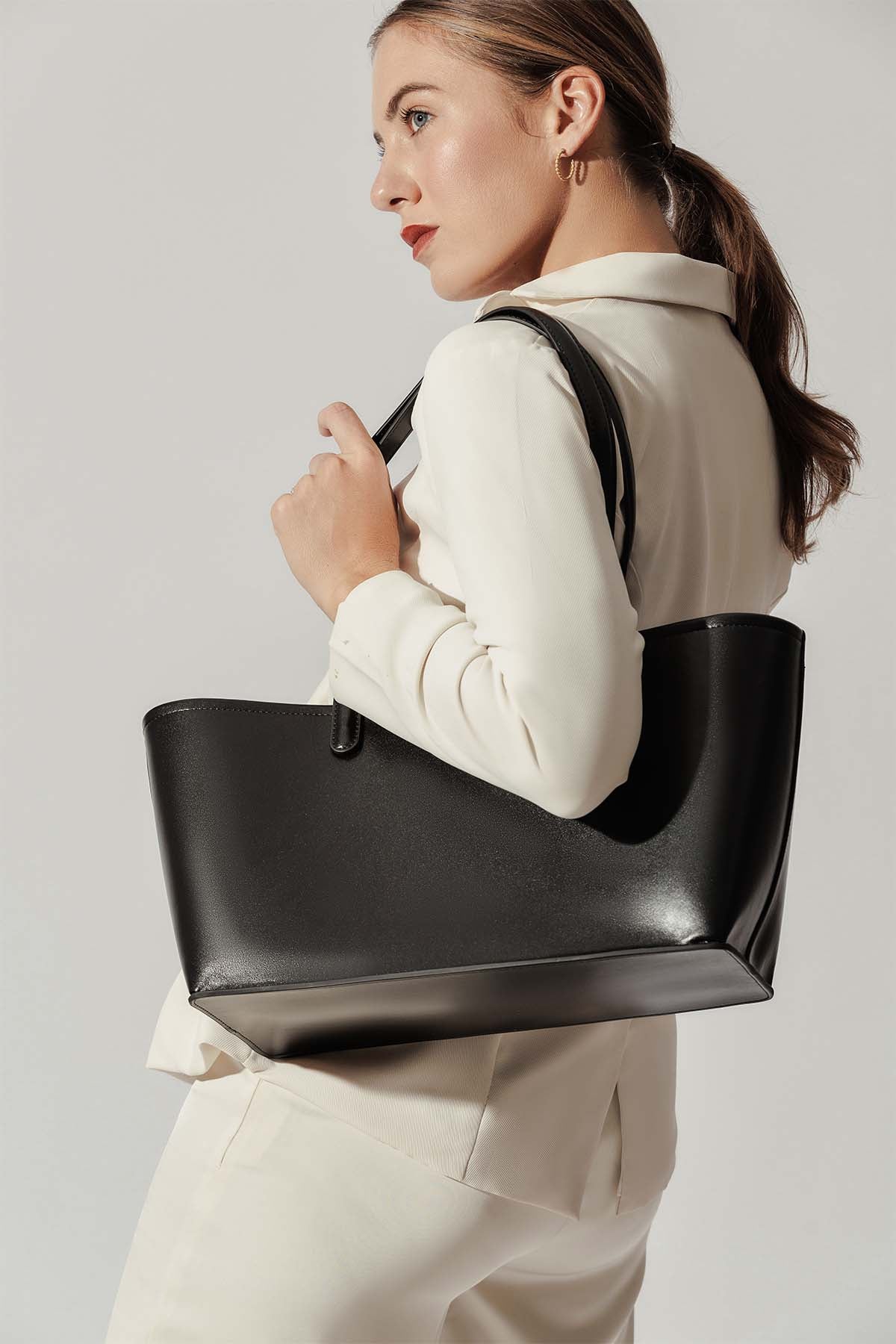 Berth Quarter Tote