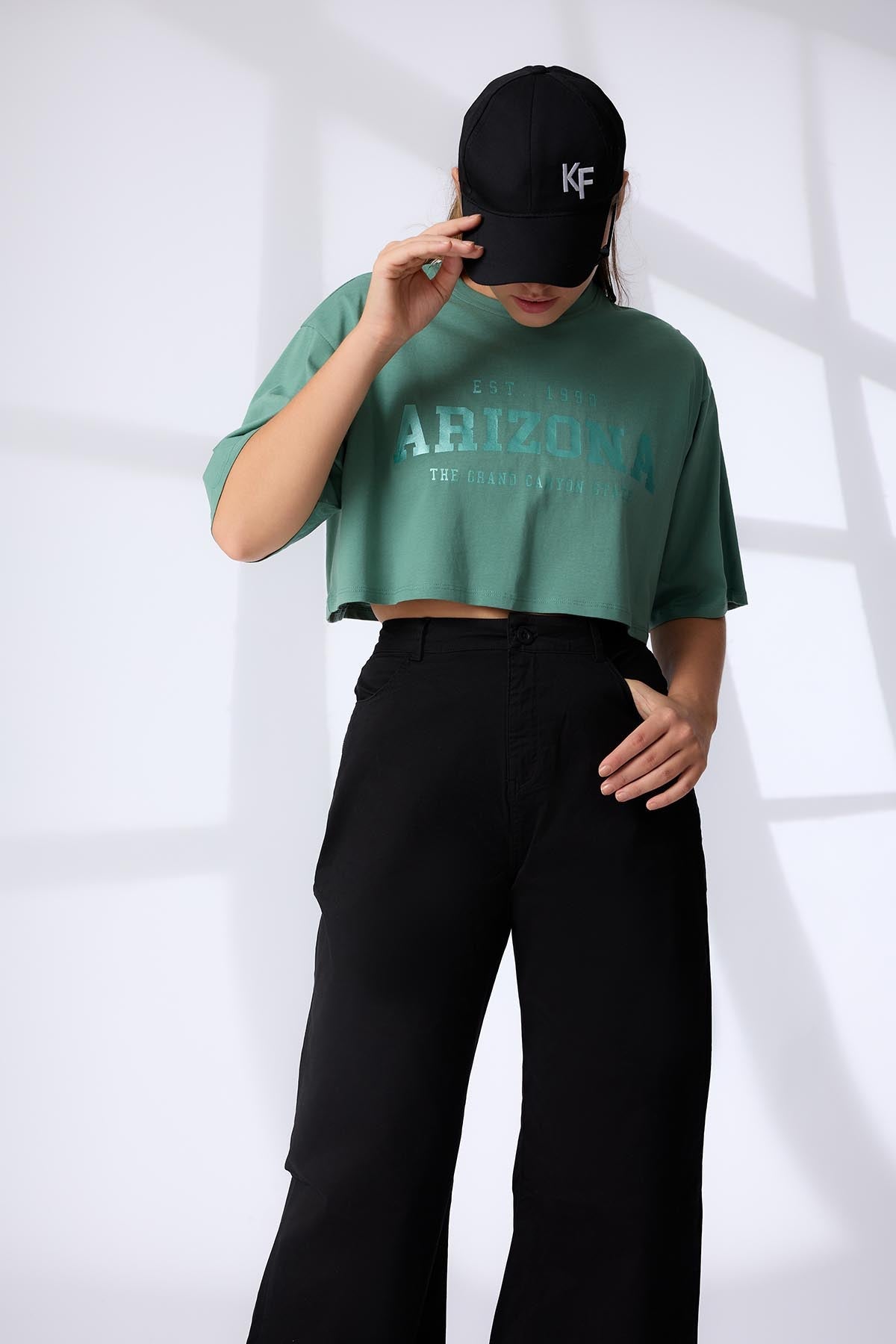 AZ Relaxed Cropped Tee