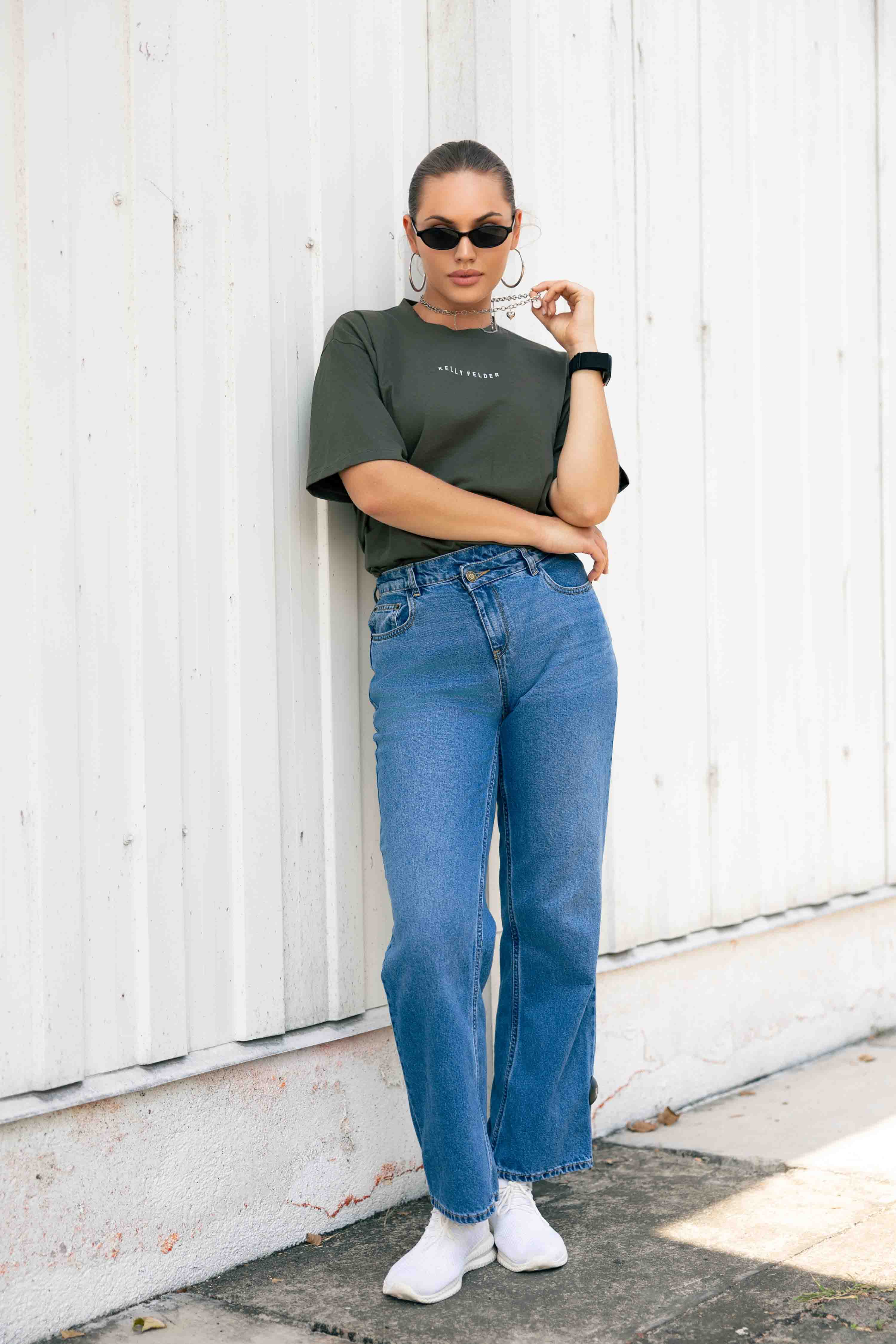 Flutter Forward Oversized T