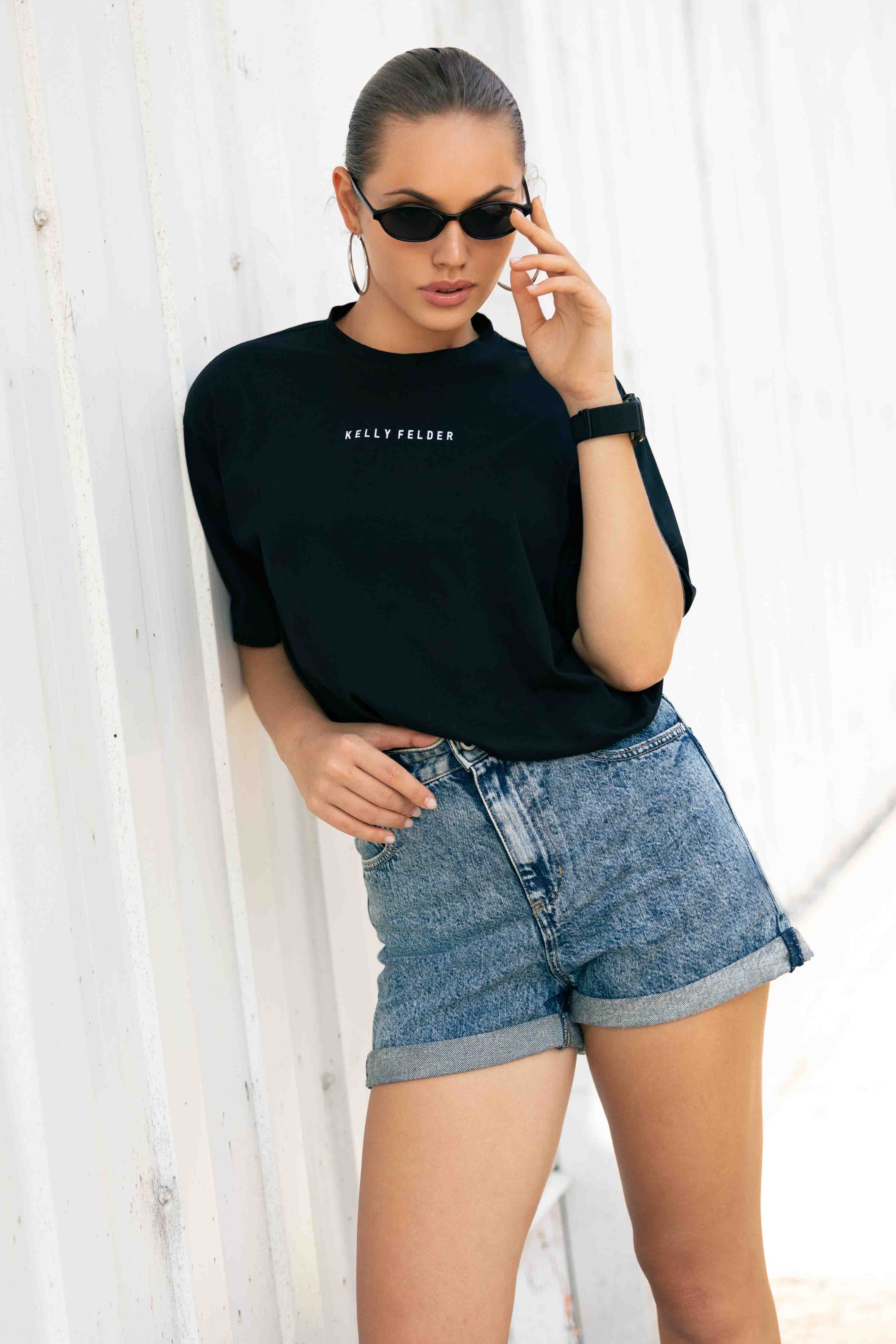 Flutter Forward Oversized T