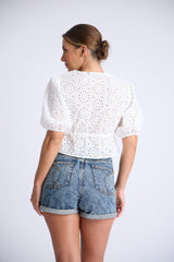 Knot & Go Cutlon Top