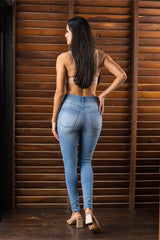 distressed skinny jean