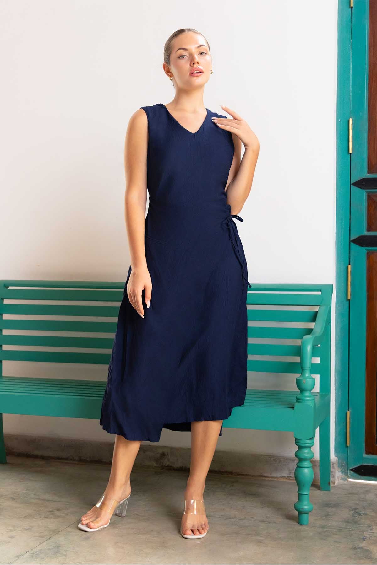 Effortless Edge Midi Dress